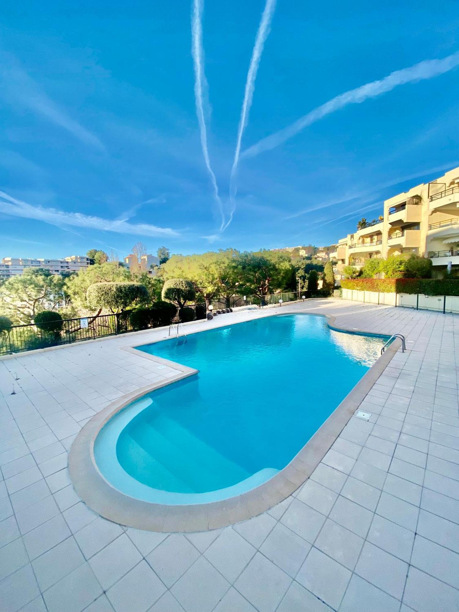 Ouest- 2p Au Calme, Piscine, Ac Apartment Nice